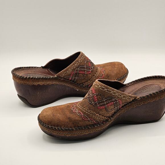 Clarks Artisan Womens 8.5 Distressed Leather Wedge Mule Boho Western Workwear - Picture 8 of 9